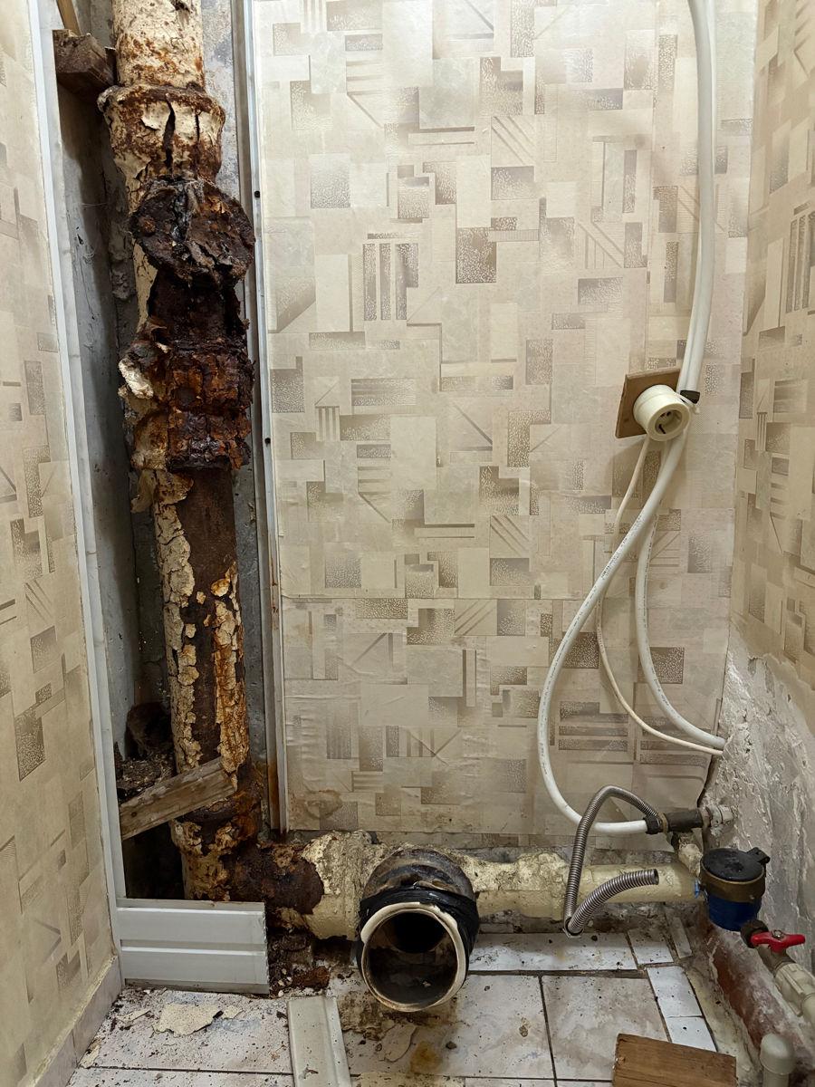 Canalizare Apeduct Schimbarea Tevelor Канализация Водопровод Отопления Замена Труб Стояков