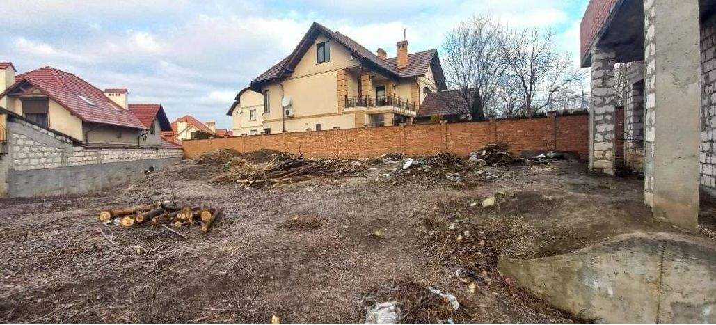 Defrisarea si Curatarea grădinilor благоустройство