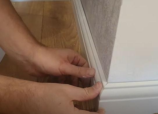 Instalarea plintelor din MDF polioritan de toate modelele la pret acesibil