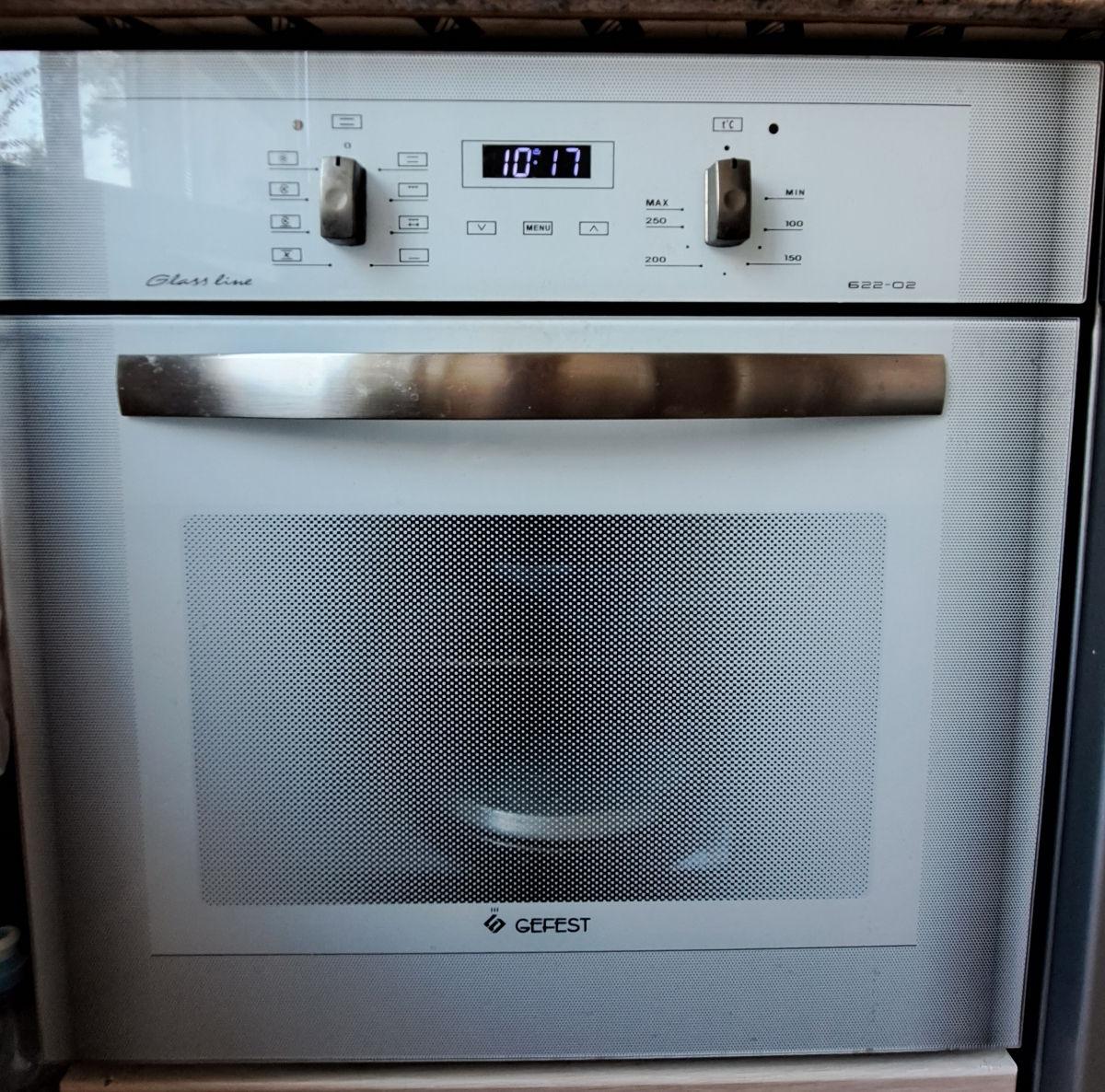 Reparații cuptor electric, plite electrice, hotă, boilere, cazane.