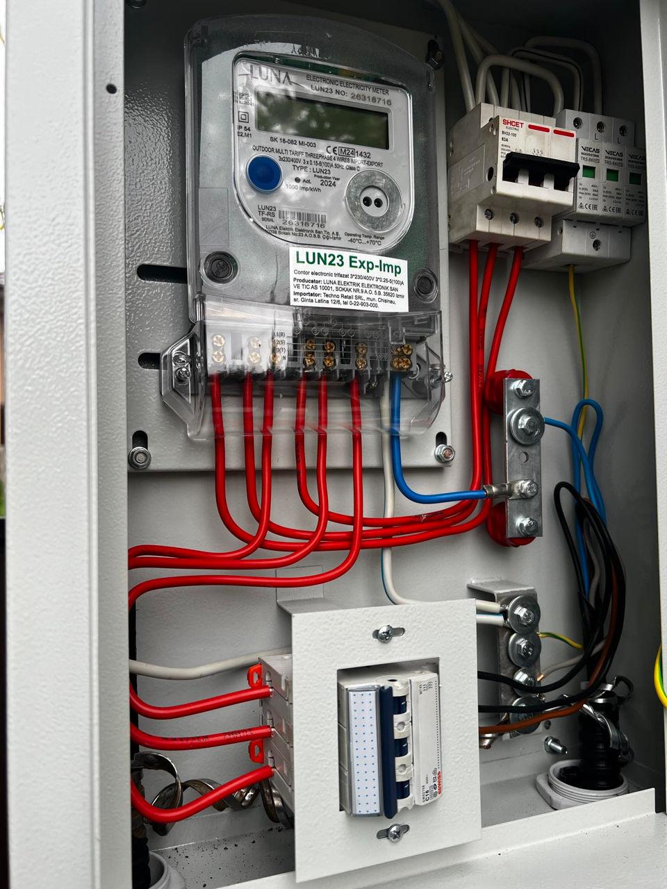 Servicii de proiectare și montare a instalațiilor electrice